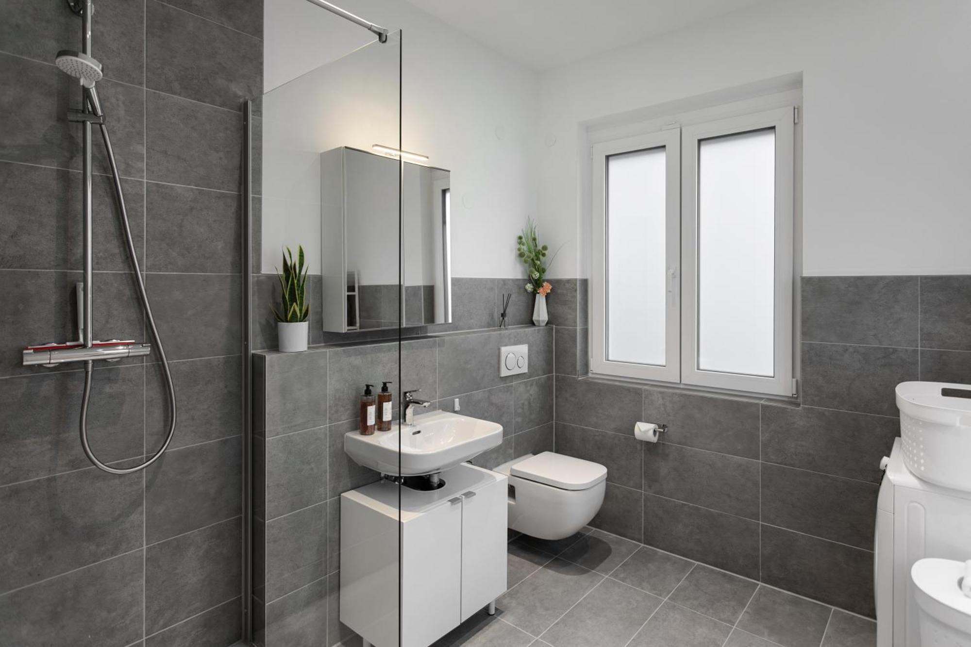 Rosenberg-Suites - Zentral, Stellplatz, Grosse Terasse, Business & Privat Heilbronn Exteriér fotografie